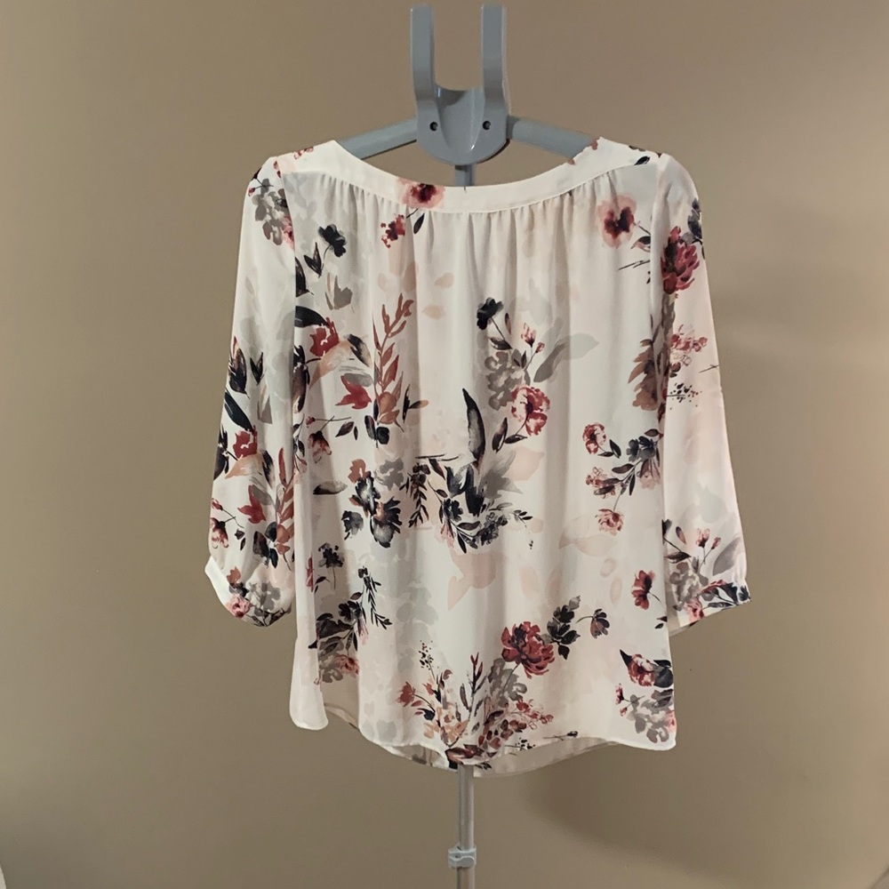 Reitmans Cream Floral Blouse X-Large